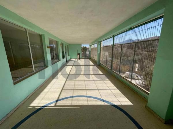 Local en calle Oliver