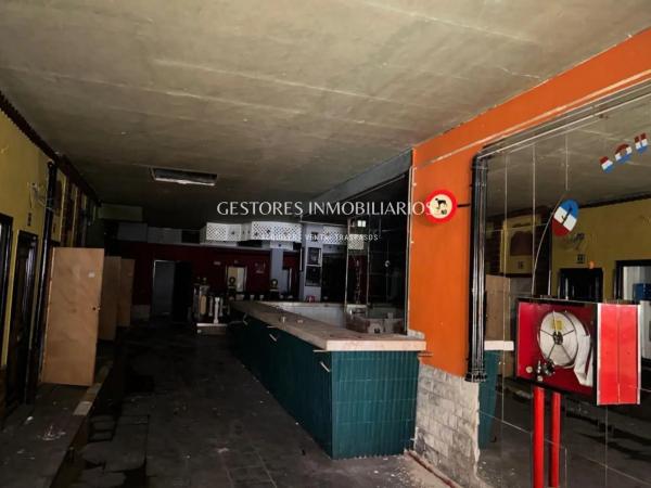 Local en calle Xixona