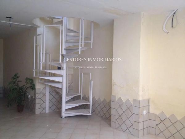 Local en calle Na Saurina d'Entença