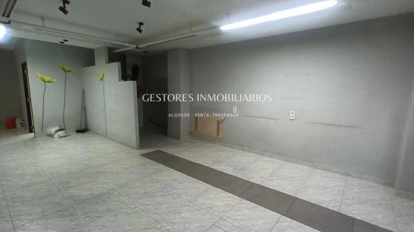 Local en calle Xixona