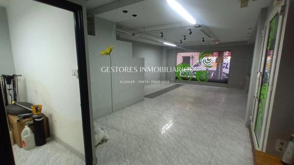 Local en calle Xixona