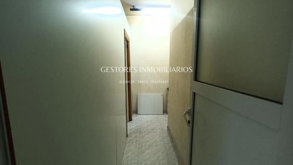 Local en calle Xixona