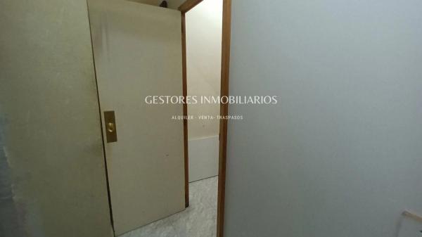 Local en calle Xixona