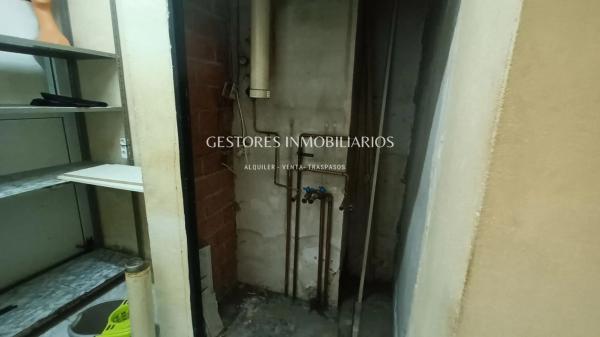 Local en calle Xixona