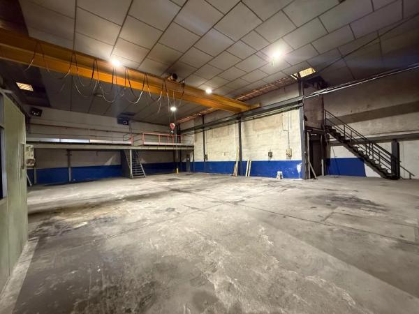 Nave en Centro - Zona Alta