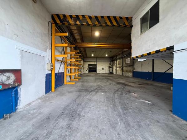 Nave en Centro - Zona Alta