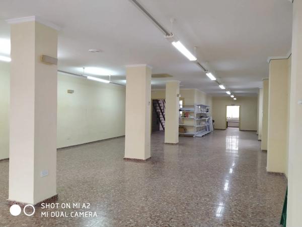 Local en avenida de la Constitució, 54