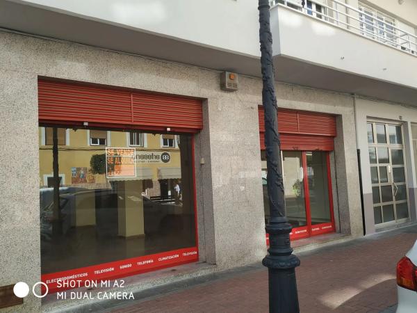 Local en avenida de la Constitució, 54