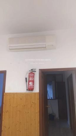 Local en calle Pintor Cabrera