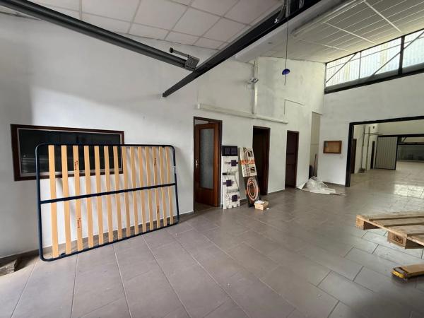 Nave en Centro - Zona Alta