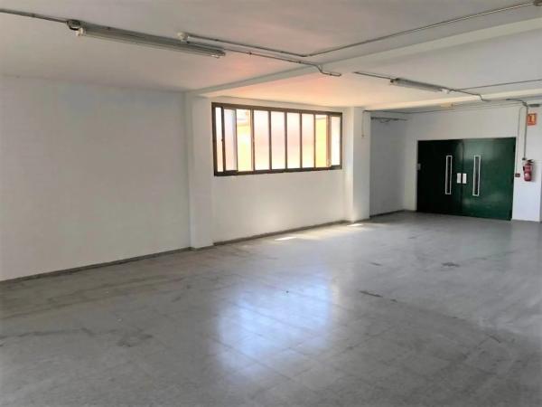 Local o nave en calle Rafael Laliga Pérez