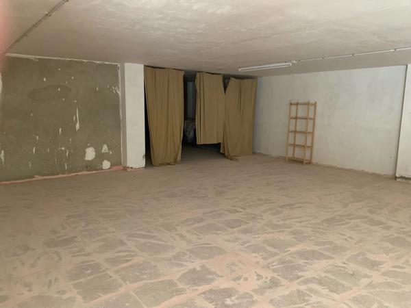 Local en calle Àngel Torró, 26