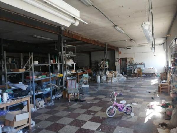 Nave en avenida d'Elx