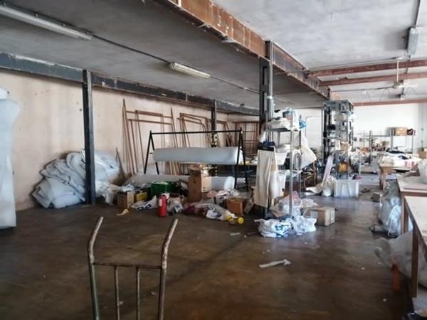 Nave en avenida d'Elx