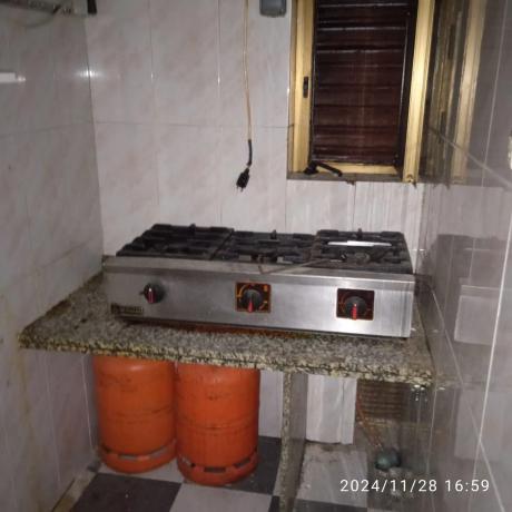 Local en calle Serrella, 12