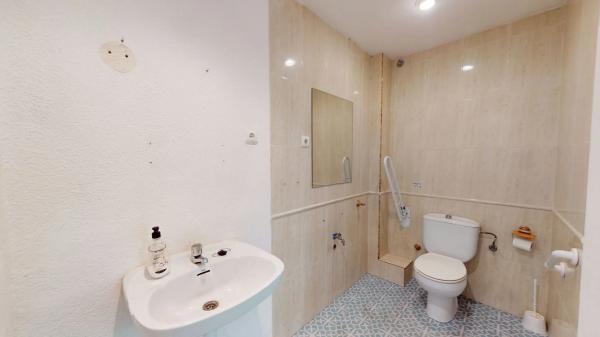 Local en plaza del Centenari