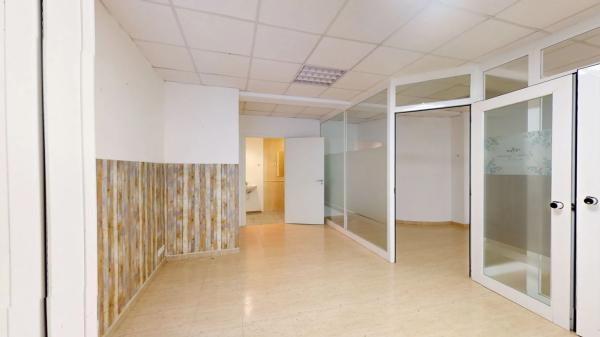 Local en plaza del Centenari