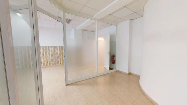 Local en plaza del Centenari