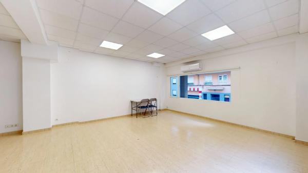 Local en plaza del Centenari