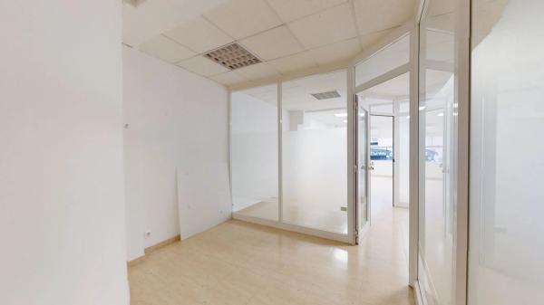 Local en plaza del Centenari