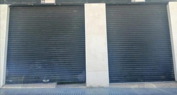 Local en avenida de Juan Carlos I, 27