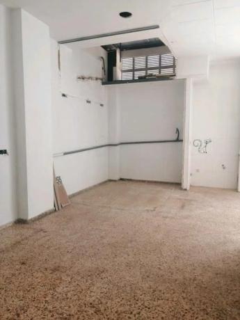 Local en avenida de Juan Carlos I, 27