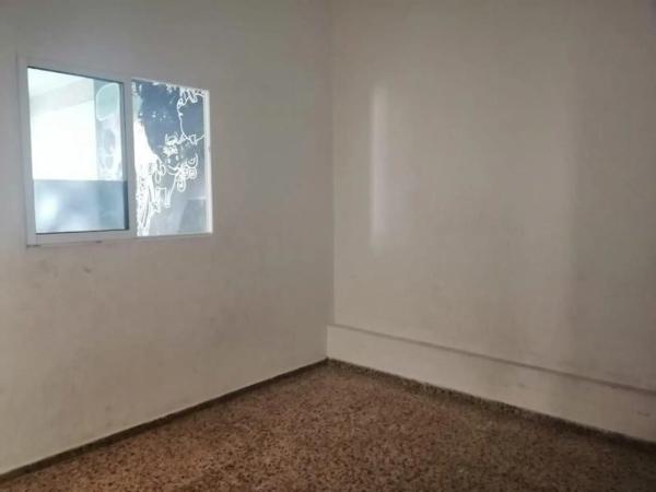 Local en avenida de Juan Carlos I, 27