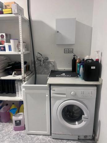 Local en calle Ibi, 43