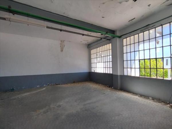 Nave en calle Gabriel Miró