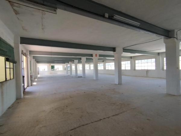 Nave en calle Gabriel Miró