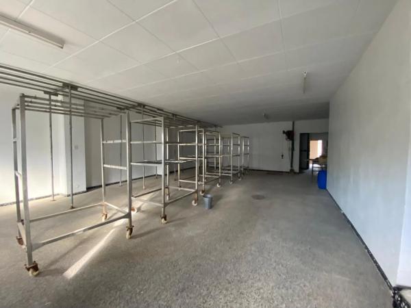 Local en carretera la Riba, 26