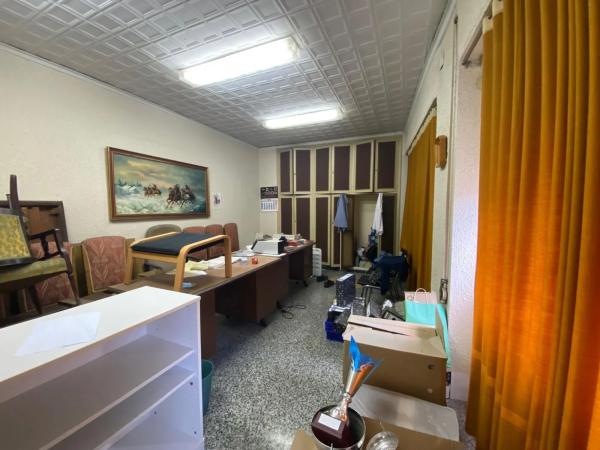 Local en carretera la Riba, 26