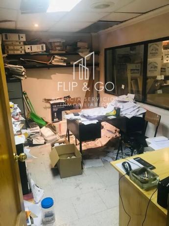 Local en calle Cronista Jordán