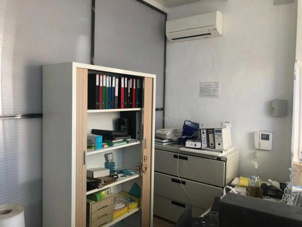 Nave en avenida Ibi, 52