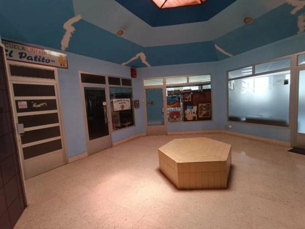 Local en calle Oliver