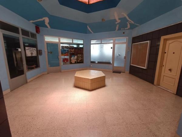 Local en calle Oliver