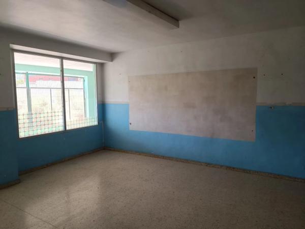 Local en calle Oliver