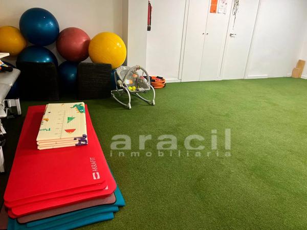 Local en plaza del Centenari