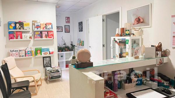 Local en plaza del Centenari