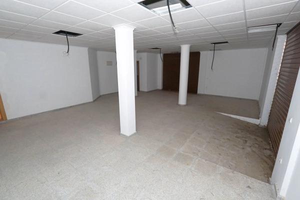 Local en plaza Sant Vicent