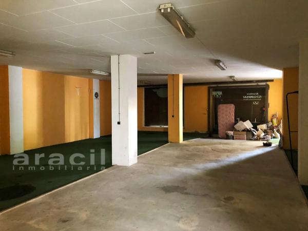 Local en calle València