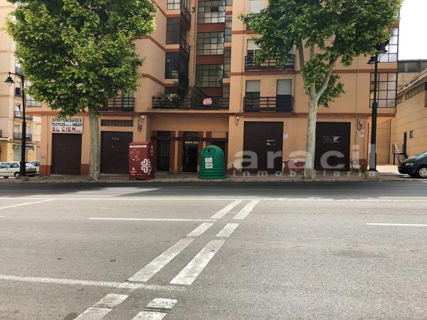 Local en calle València