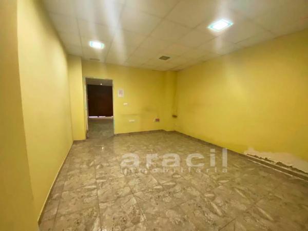 Local en calle Reconquesta