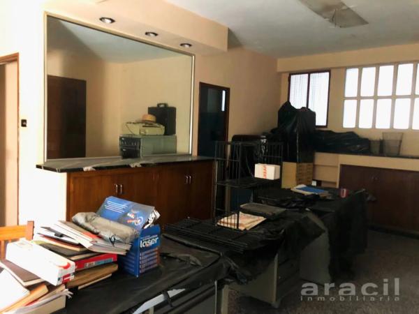 Nave en calle Penàguila