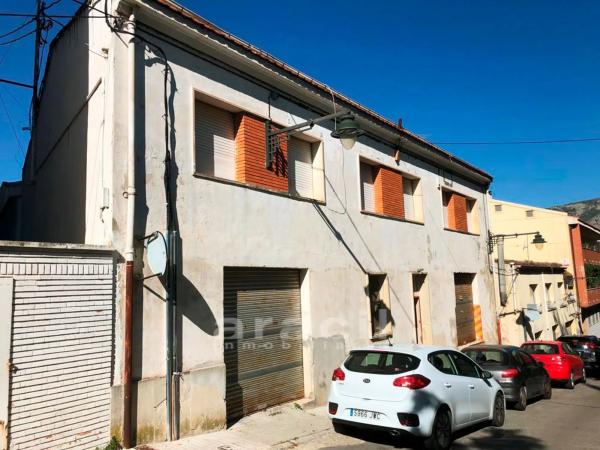 Nave en calle Penàguila