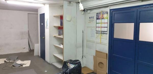 Local en calle Na Saurina d'Entença, 68