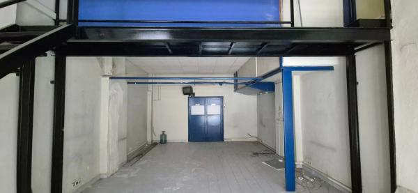 Local en calle Na Saurina d'Entença, 68