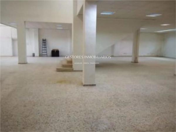 Local en calle Músic Josep Carbonell