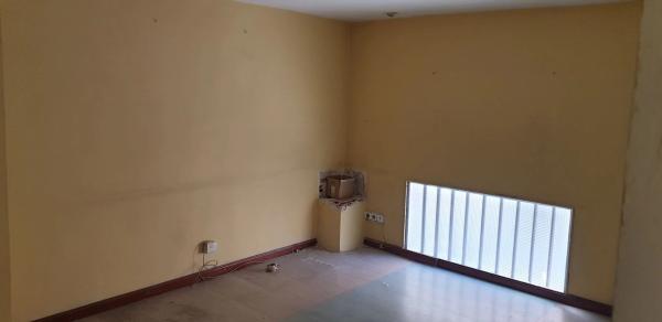 Local en calle Na Saurina d'Entença, 68