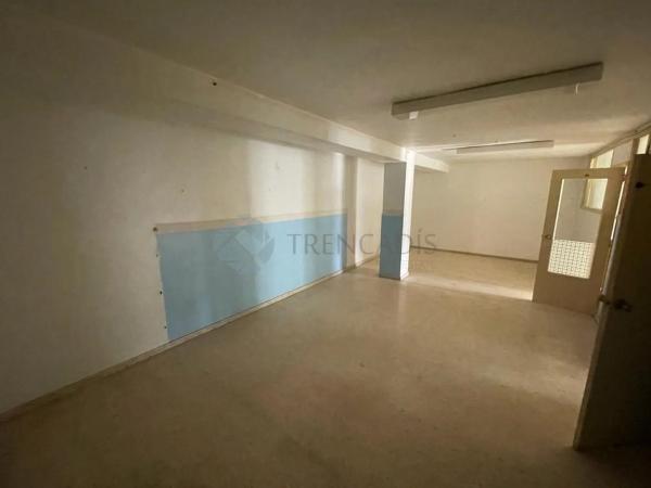 Local en Barri Santa Rosa